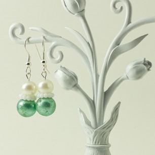 Dangle Bead Earrings – Green & White